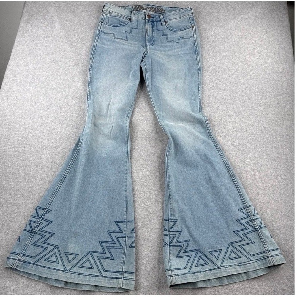 Wrangler Jeans 29x36 Retro High Rise Trumpet Super Flare Western Boho Aztec